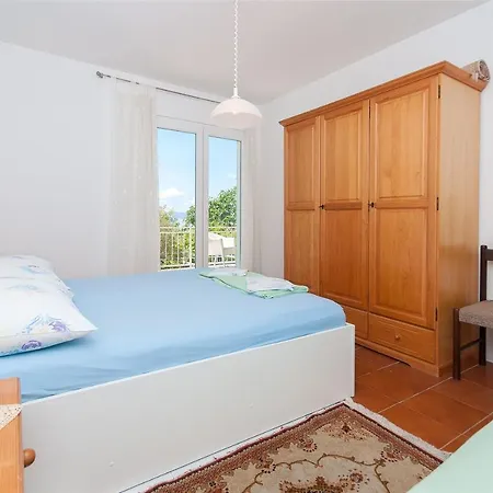 Apartment Zorica Tucepi